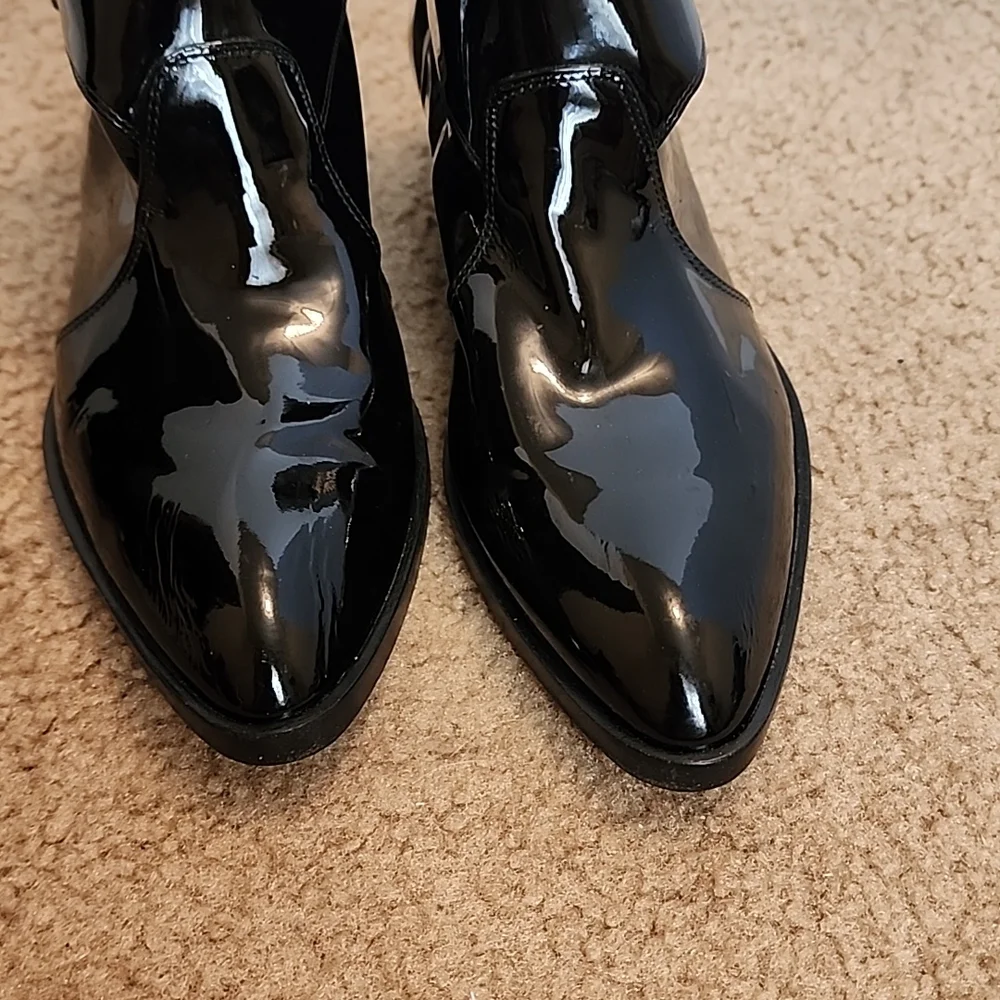 Gianvito Rossi Patent Leather Booties